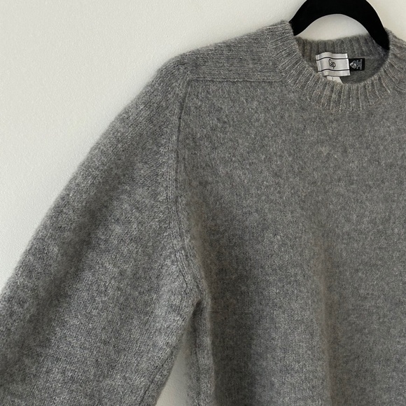 Vintage Gap 100% Wool Gray Crewneck Sweater Made In England - Picture 11 of 16